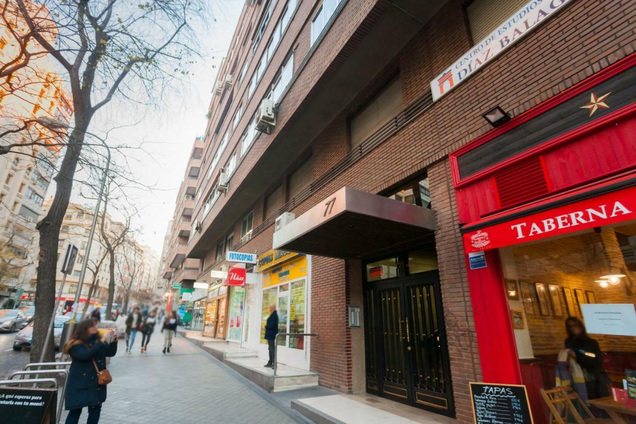 Dobo Rooms Fernando El Catolico Madrid Exterior foto